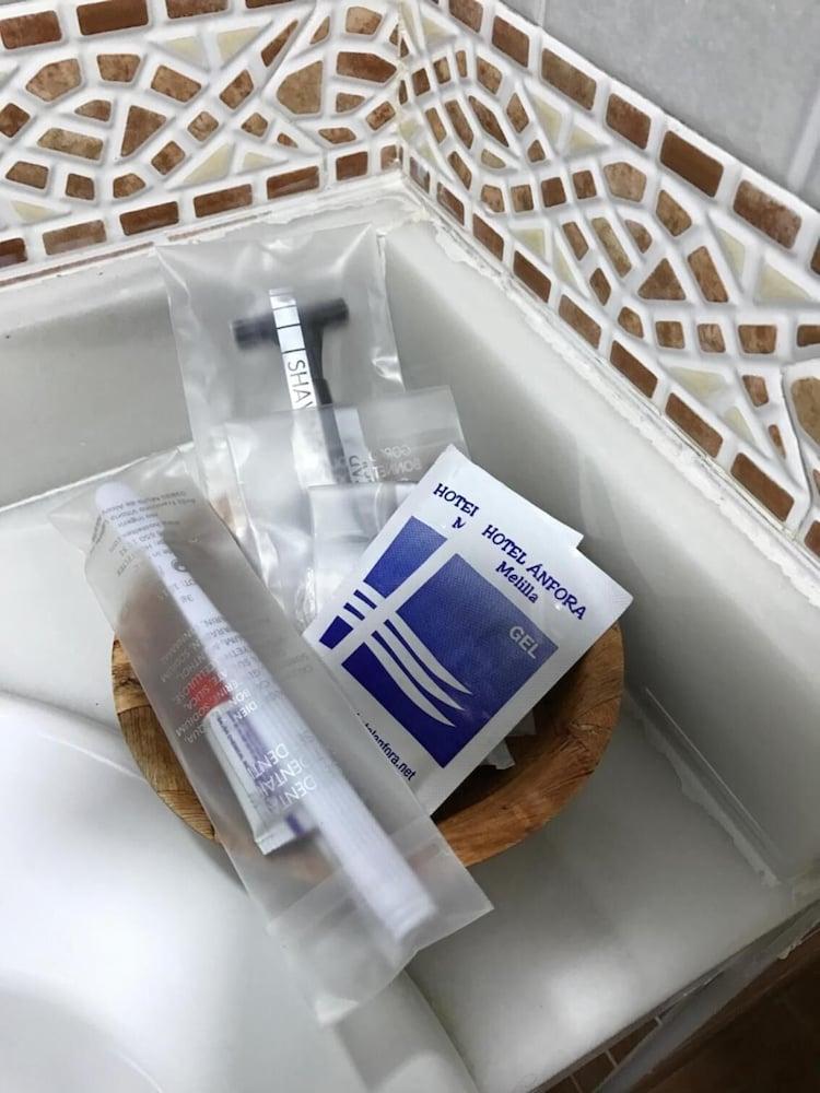 安佛拉酒店 梅利利亚 外观 照片